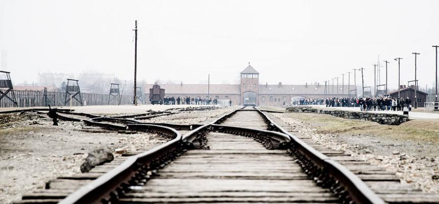 Promemoria_Auschwitz: un Viaggio della Memoria per gli studenti dell'Università di Trieste-Auschwitz-