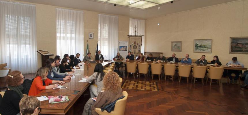 Presentazione Progetto HEAD - Operazione 2 "Assegni in azienda"-Immagine-