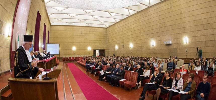 Laurea HC al Prof. Ackerman. Momenti della Cerimonia e gli interventi-lectio-