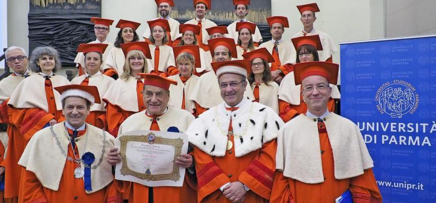 Laurea HC in Giurisprudenza a Claudio Magris dall'Università di Parma-MagrisLHC-