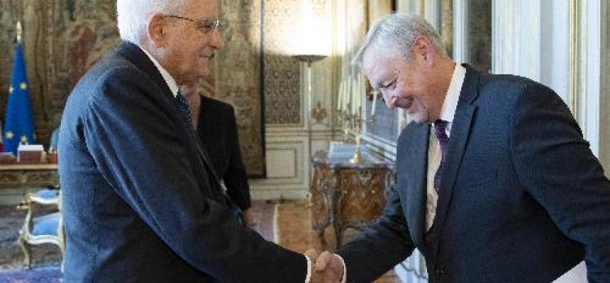 Il Rettore e le Istituzioni scientifiche regionali ricevuti dal Presidente Mattarella-Foto Paoletti da Mattarella-