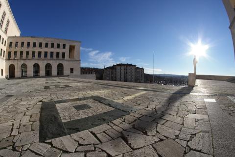 Tasse, contributi e esoneri-Piazzale Europa 1 Trieste-