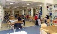 Aule studio: aperture nei week-end-sala lettura biblioteca-